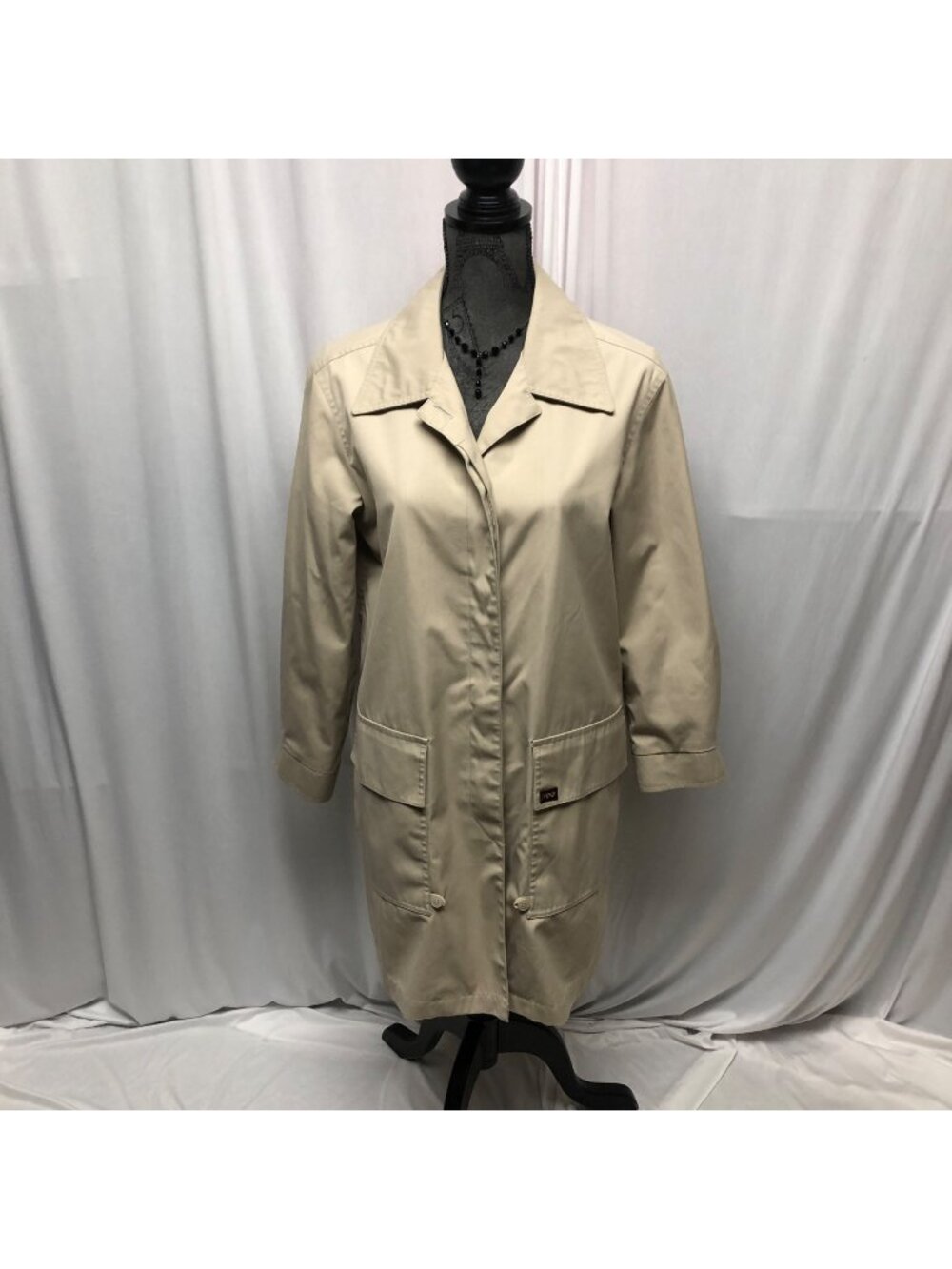 London Fog Trench Coat Womens Size 12 Beige Button Closure Lined Outerwear
